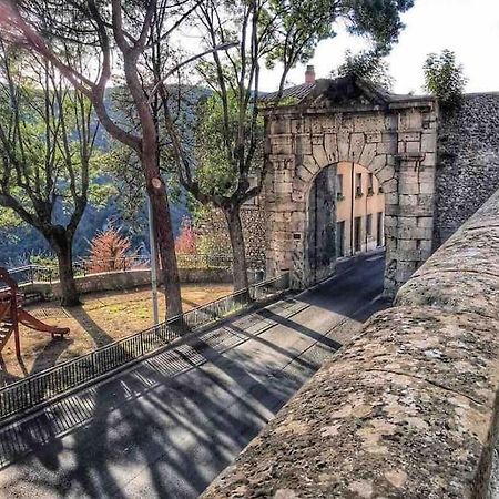 Fresco E Colorato Appartamentino In Narni Scalo מראה חיצוני תמונה