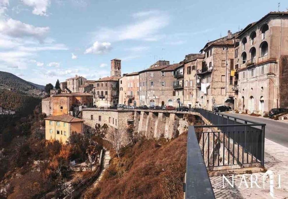 Fresco E Colorato Appartamentino In Narni Scalo מראה חיצוני תמונה